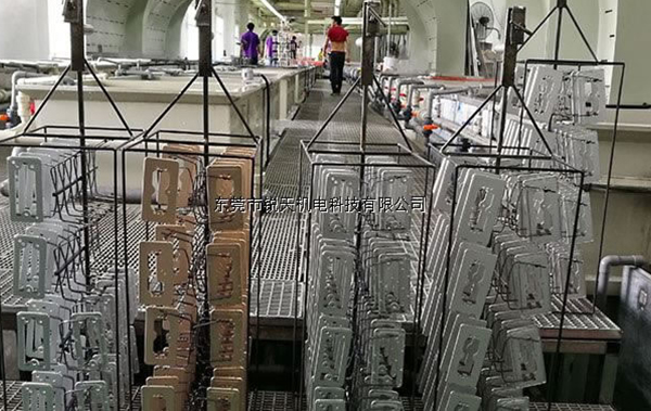 手機殼氧化干燥專(zhuān)用風(fēng)刀干燥系統 